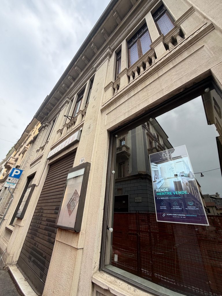 Varese, via Bagaini, ex Cinema Vittoria
