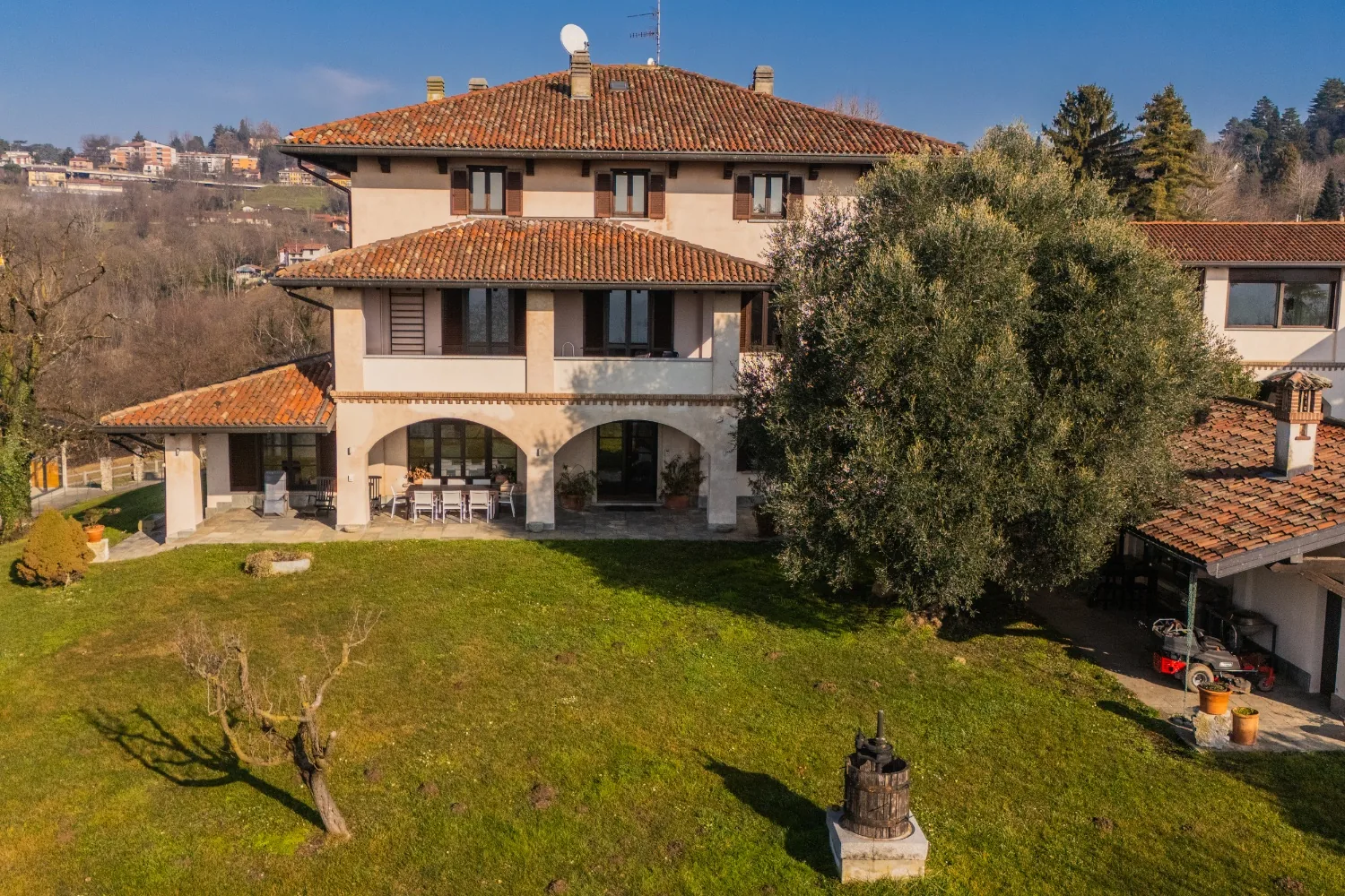 Villa nell'entroterra del lago di Varese in gestione BridgeRent